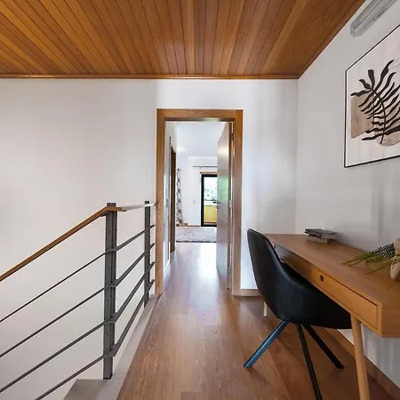 Stylish Townhouse With Pool, Vilamoura Feriehus *