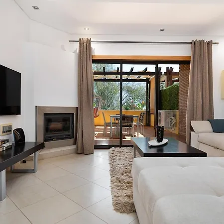 Stylish Townhouse With Pool, Vilamoura Feriehus Quarteira
